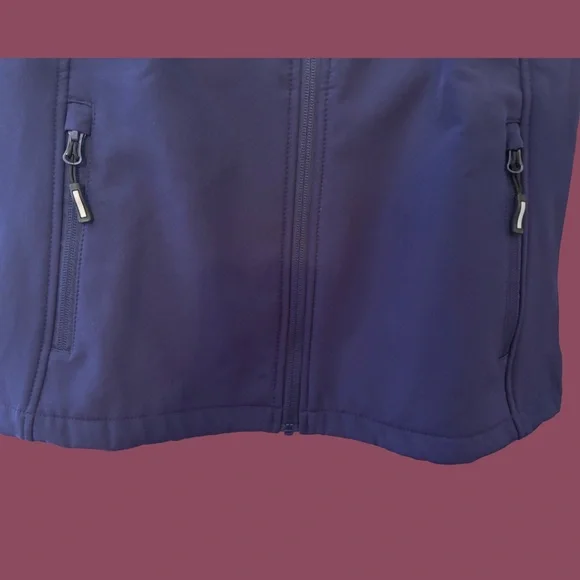 ⭐️ Outdoor Ventures Blue Activewear Vest Size Small, NWT - Picture 5 of 5